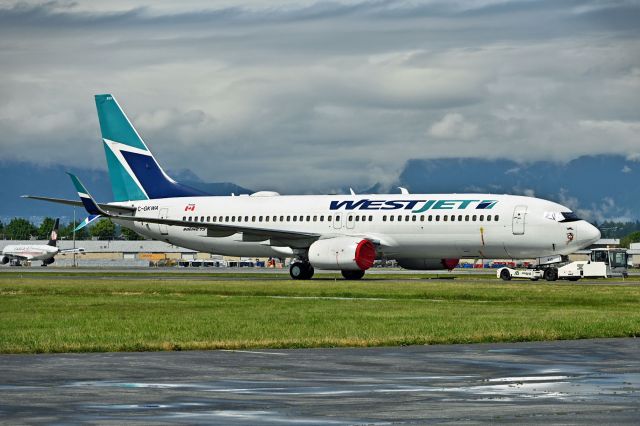 Boeing 737-800 (C-GKWA)