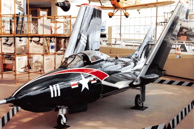 Grumman F9F Panther — - Grumman F-9 Cougar