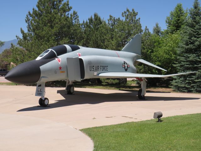 McDonnell Douglas F-4 Phantom 2 (64-0799)