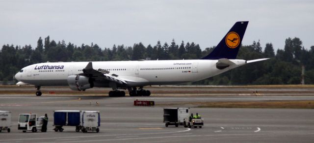 Airbus A340-300 (D-AIGY) - Landing rollout, arrival from Frankfurt,Germany