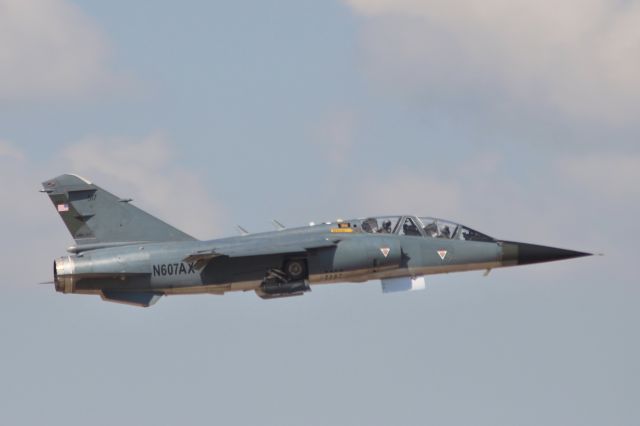 DASSAULT-BREGUET Mirage F1 (N607AX)