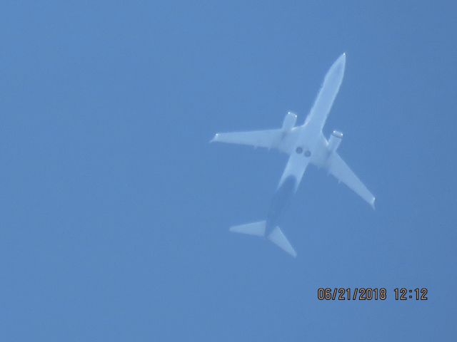 Boeing 737-900 (N260AK)