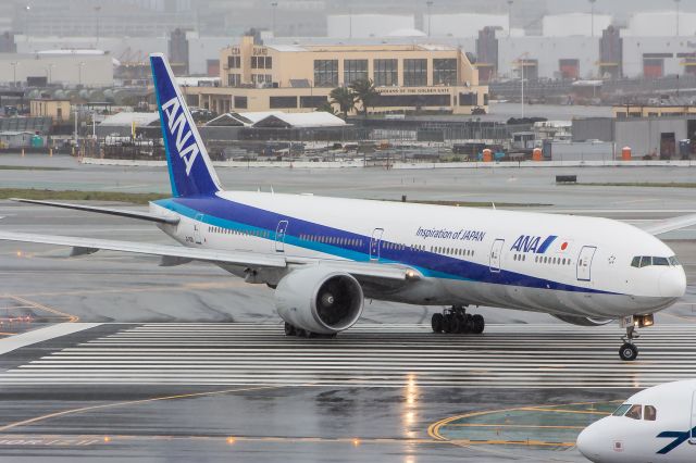 BOEING 777-300ER (JA783A)