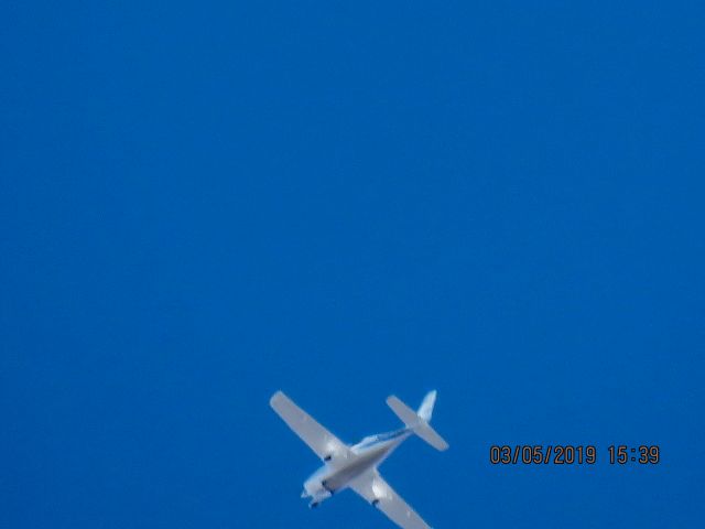 Cirrus SR-20 (N243CD)