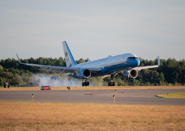 N90015 — - President Trump landing in Manchester, New Hampshire.