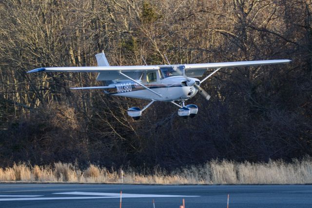 Cessna Commuter (N10380)