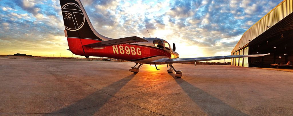 Cirrus SR-22 (N89BG) - HenriksenJetCenter