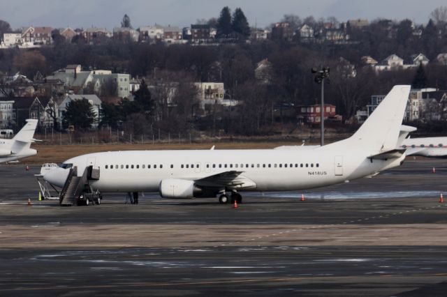 BOEING 737-400 (N418US) - This ex US Airways B737-400 is now operated by Swift Air. 