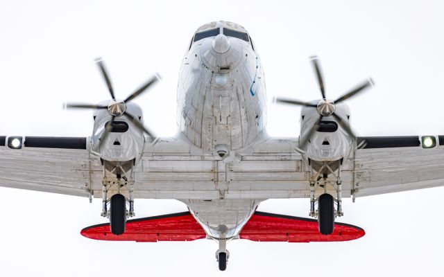 Douglas DC-3 (turbine) (C-GGSU)