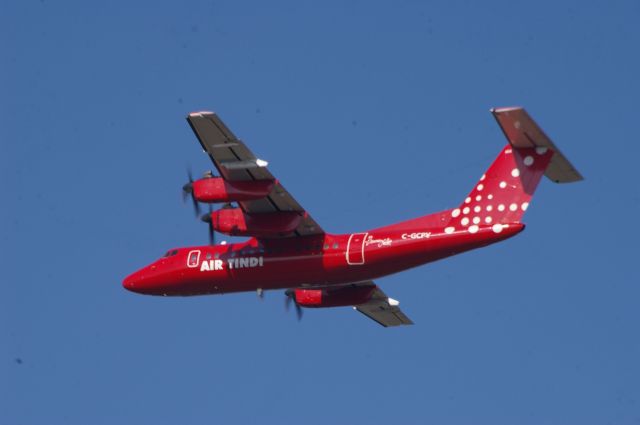 De Havilland Canada Dash 7 — - J'étais à CYVO près de la piste peu après le décollage de ce Dash-7 le 9 mai 2013.