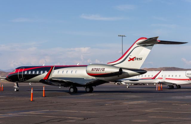Bombardier Global Express (N700YB)