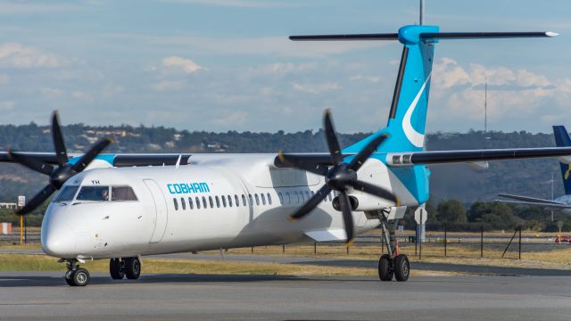 de Havilland Dash 8-400 (VH-IYH)