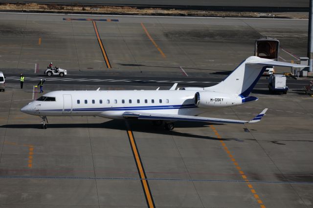 Bombardier Global Express (M-GSKY)