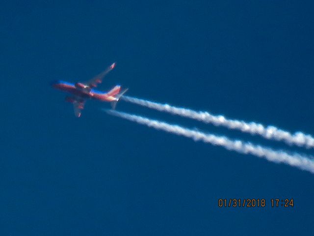 Boeing 737-700 (N785SW)