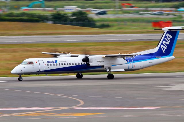 de Havilland Dash 8-400 (JA859A)