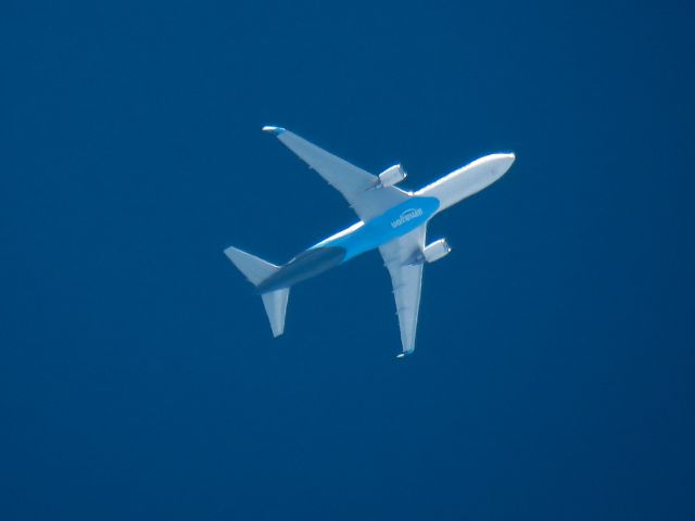 BOEING 767-300 (N449AZ)