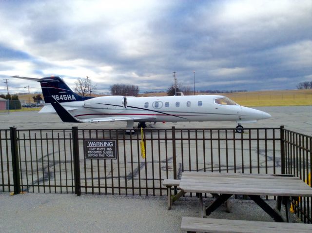 Learjet 31 (N645HA)