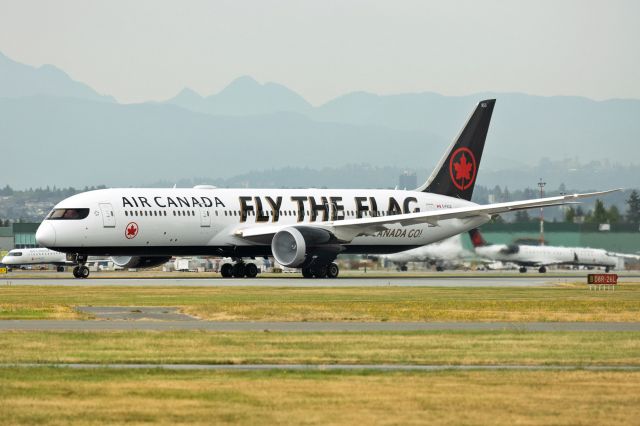 Boeing 787-9 Dreamliner (C-FVLQ) - Forest fire smoke and high humidity at YVR