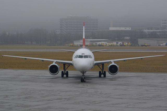 Airbus A321 (OE-LBE)