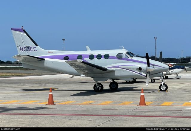 Beechcraft King Air 90 (N53EC)