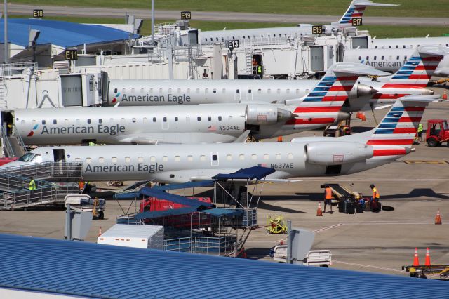 Embraer ERJ-145 (N637AE)