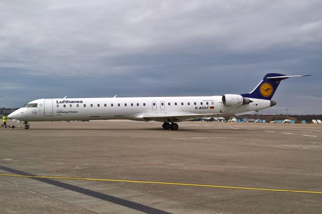 Canadair Regional Jet CRJ-900 (D-ACKF)