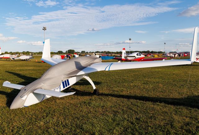 RUTAN Long-EZ (N360KS)