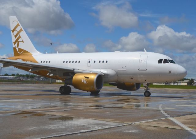 Airbus A318 (VP-CKH) - National Air Service (NAS)br /11/05/2014