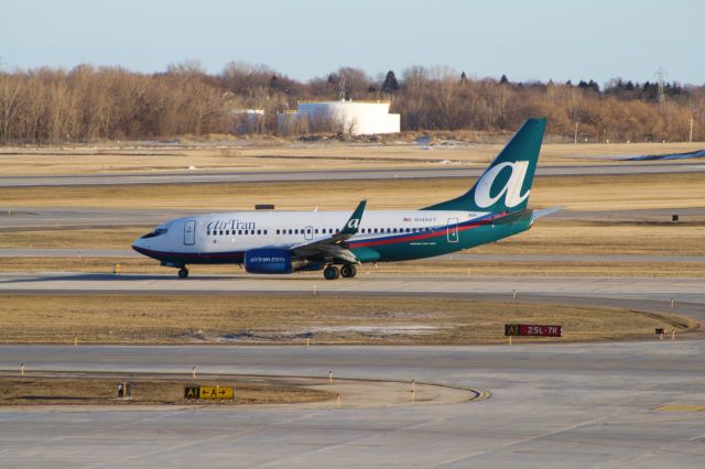 Boeing 737-700 (N149AT)