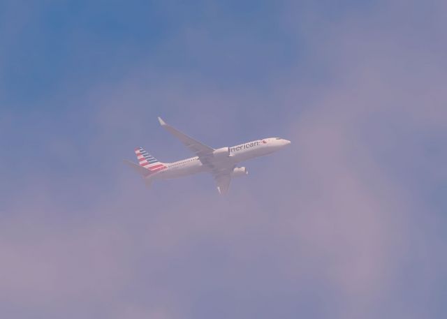Boeing 737-800 —