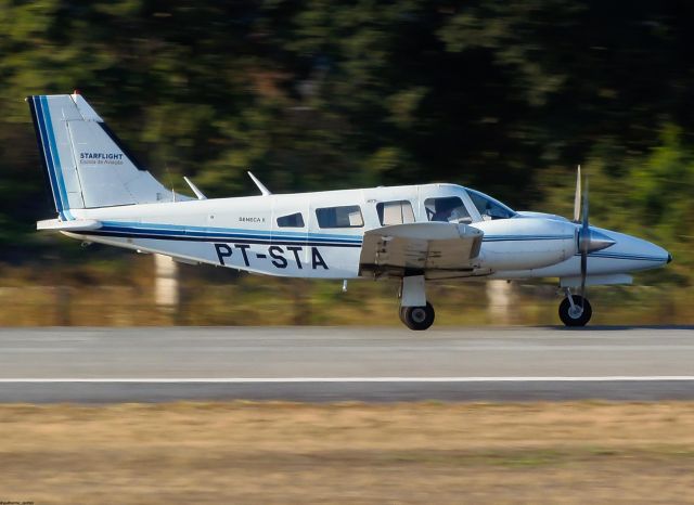 Piper Seneca (PT-STA)