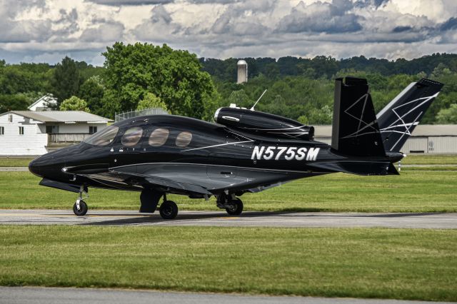 Cirrus Vision SF50 (N575SM)