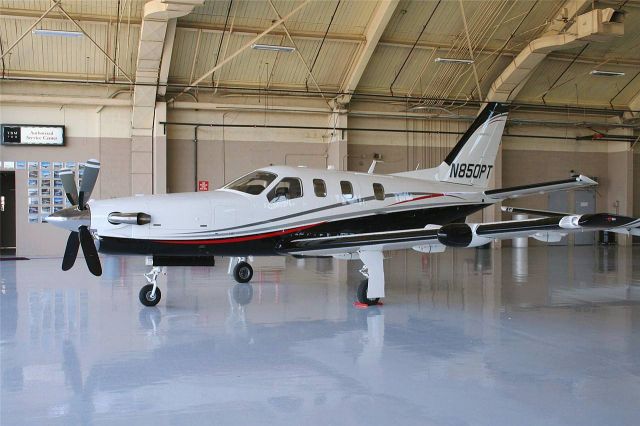 Socata TBM-700 (N850PT)