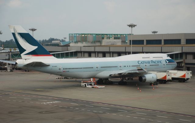 Boeing 747-400 (B-HOP)