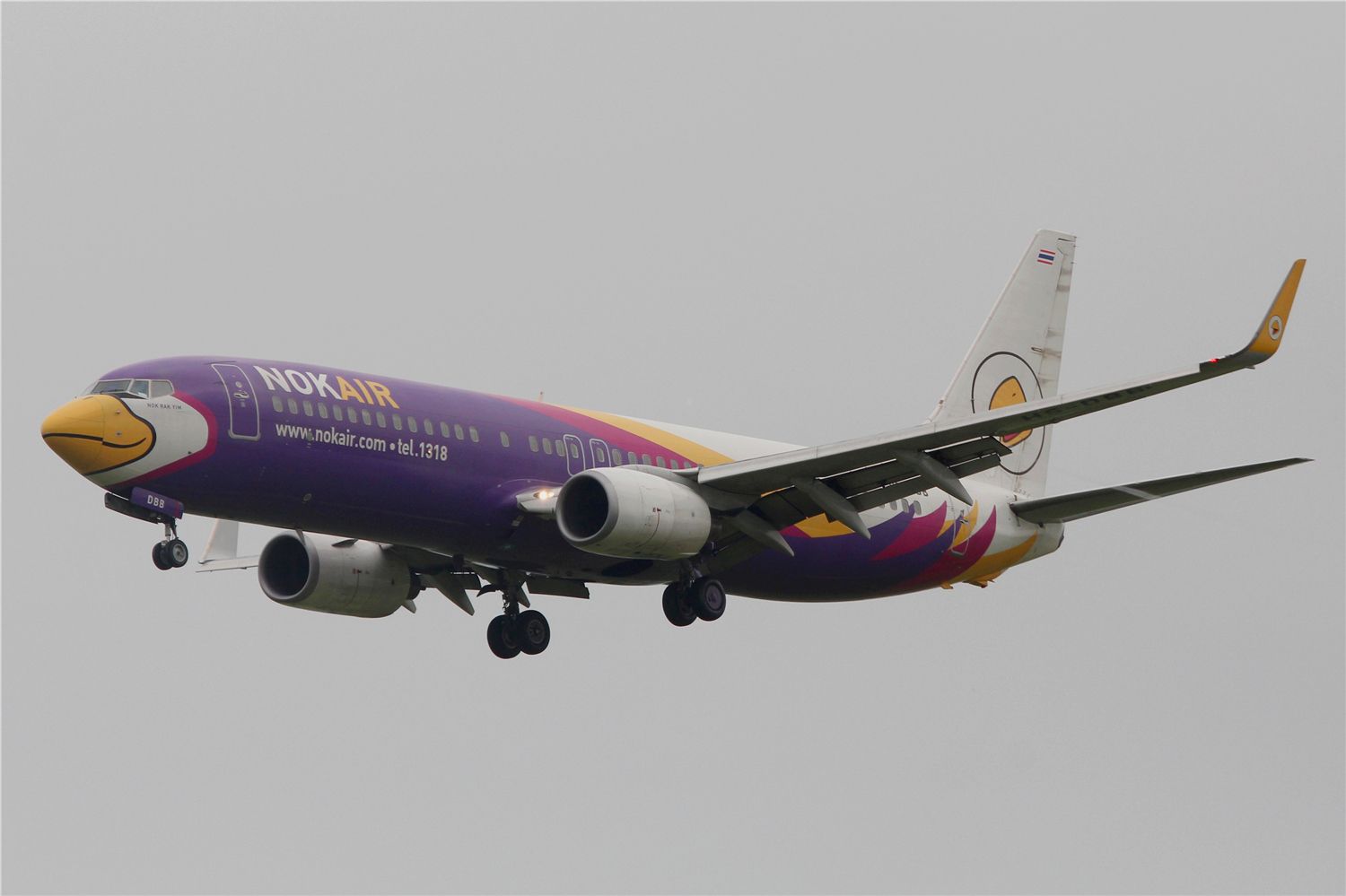 Boeing 737-700 (HS-DBB)