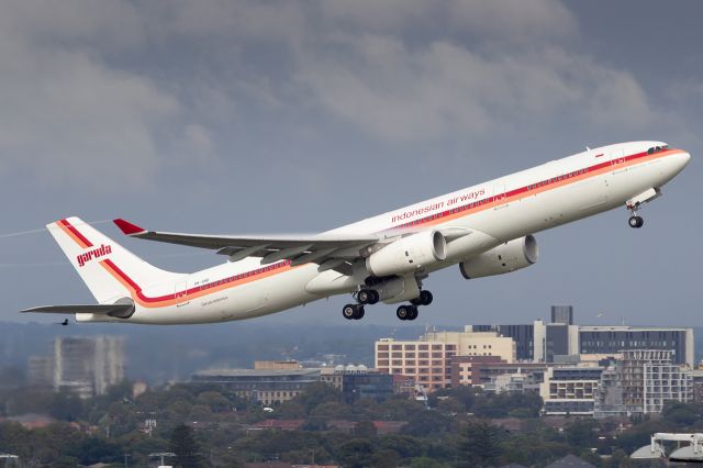 Airbus A330-300 (PK-GHD) - Garuda Indonesia A330-343 (PK-GHD) departing Sydney Airport for Denpasar as GIA715/GA715.