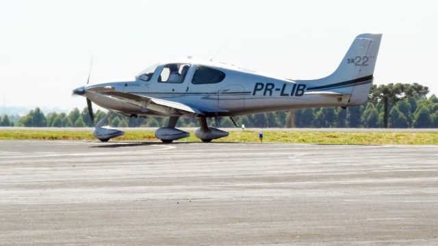 Cirrus SR-22 (PR-LIB)