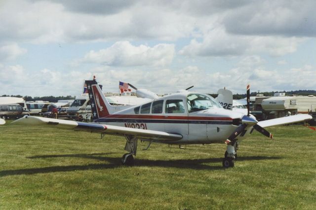 Beechcraft Sierra (N1933L)