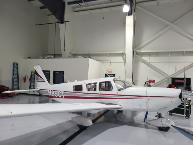 Piper Saratoga (N85CT)