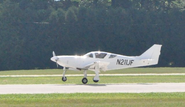 STODDARD-HAMILTON Glasair (N211JF)