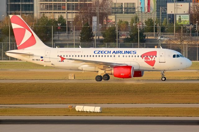 Airbus A319 (OK-NEO)
