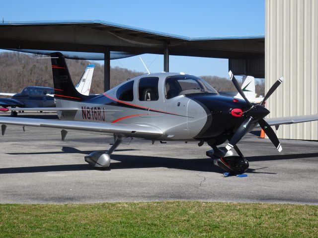 Cirrus SR-22 (N816RJ)