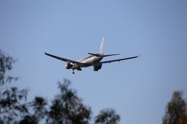BOEING 777-300ER (JA794A)
