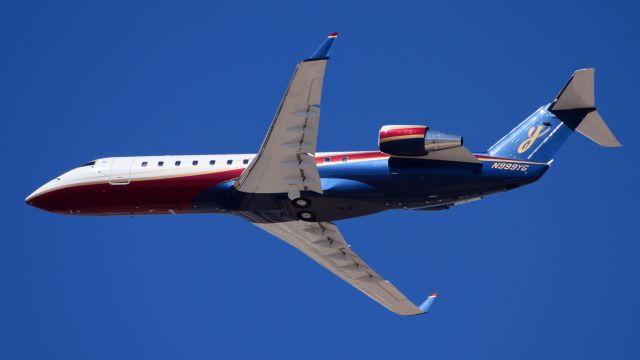 Canadair Regional Jet CRJ-200 (N999YG)