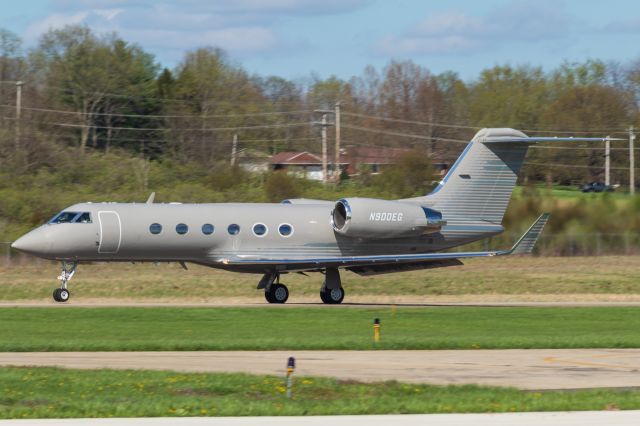 Gulfstream Aerospace Gulfstream IV (N900EG) - Volo Aviation 898 departing Butler Co. Regional for Boston Logan International.