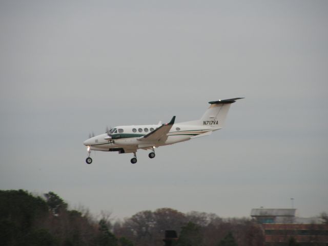 Beechcraft Super King Air 200 (N717VA)