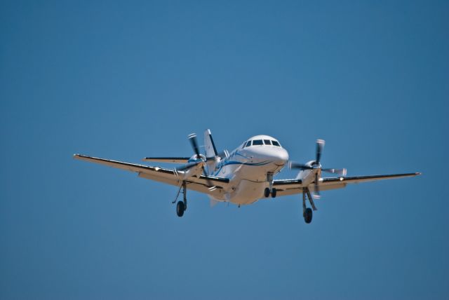 British Aerospace Jetstream 31 (C-FREQ) - CFREQ on final at CNZ3 Chatham-Kent.