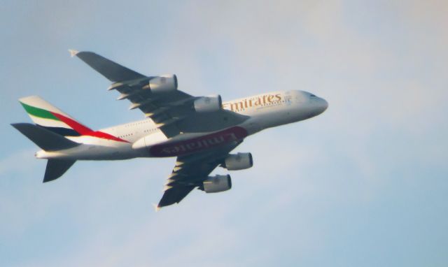 Airbus A380-800 —