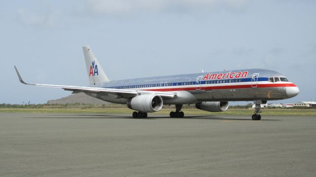 Boeing 757-200 (N605AA)