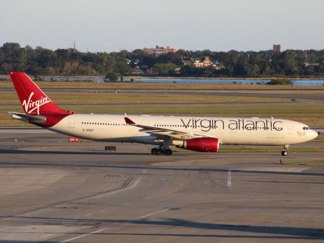 Airbus A330-300 (G-VRAY)